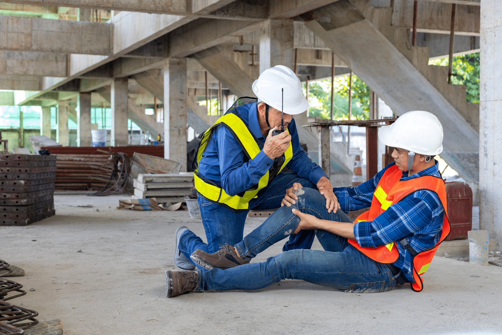 construction site injury while working in manufacturing site while colleague calls for help